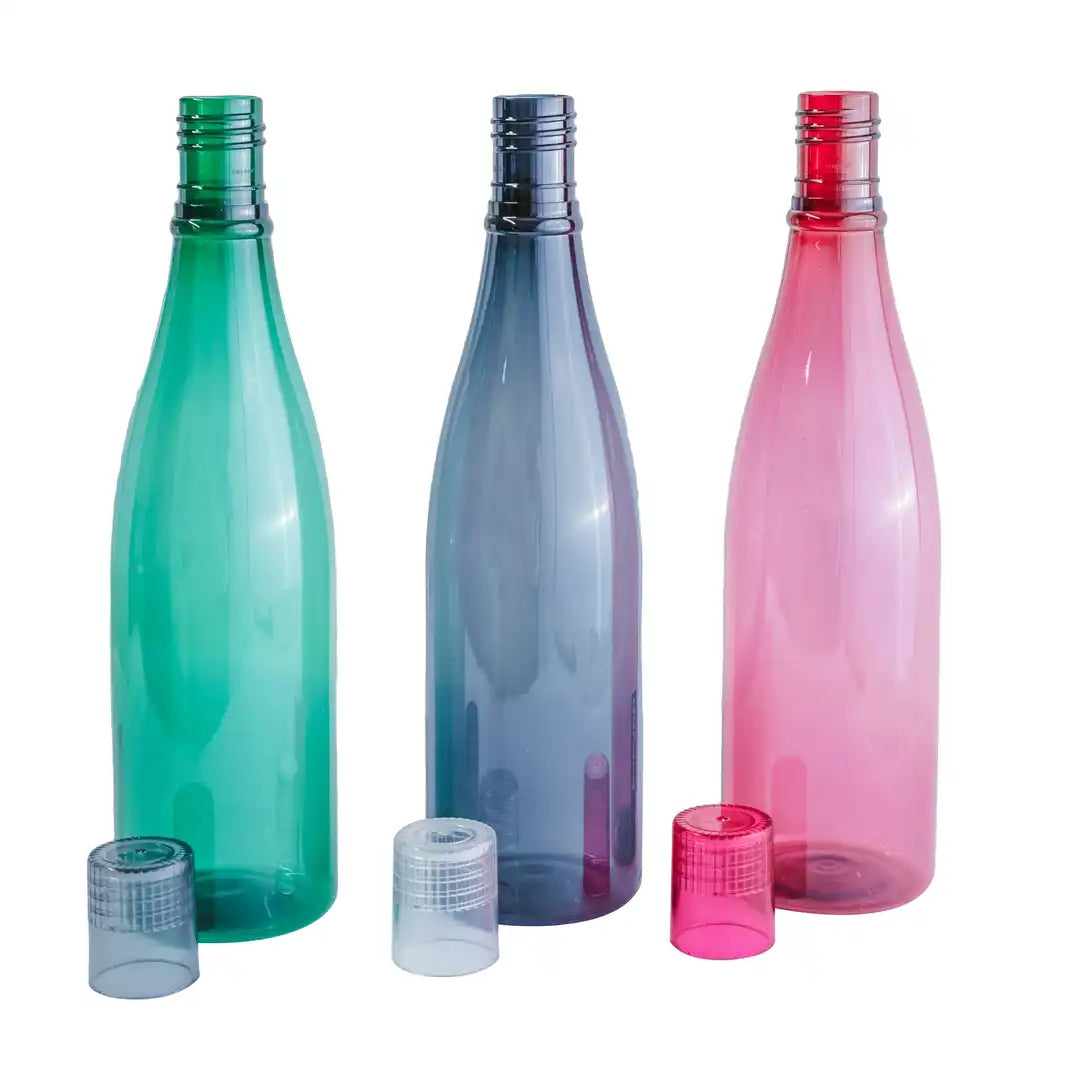 VIBRANT COLORED PLASTIC WATER BOTTLE