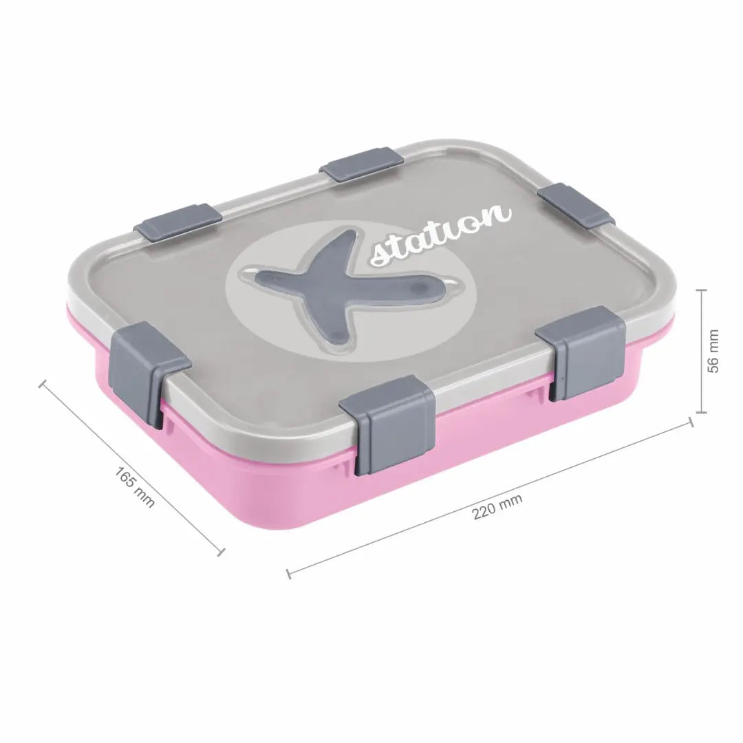 PINK PLASTIC LUNCHBOX 